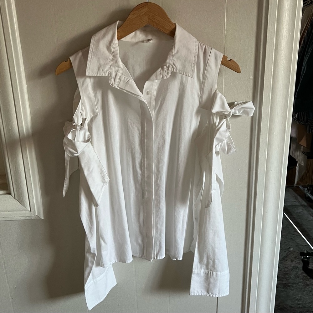 B.P. Button Up